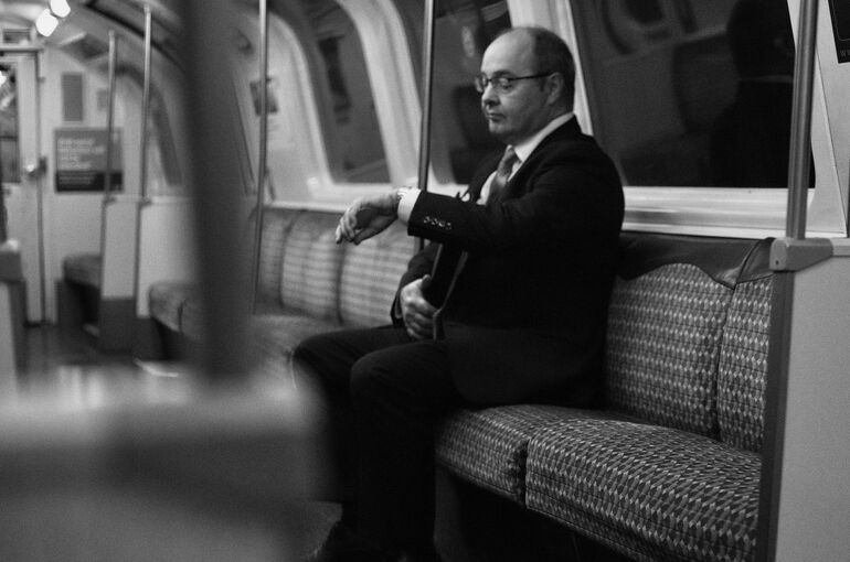 passenger-4485564_1920