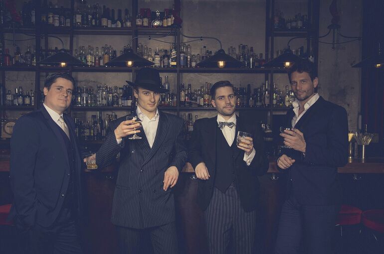 gentlemen-7236041_1920