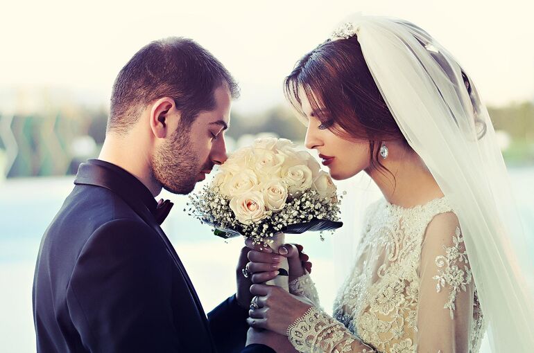 bride-1255520_1920