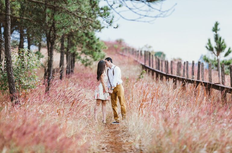 couple-1779066_1920