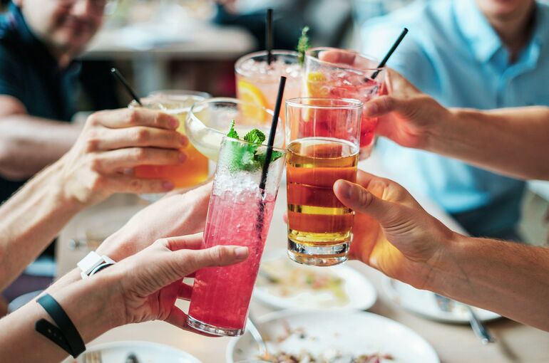 drinks-2578446_1920