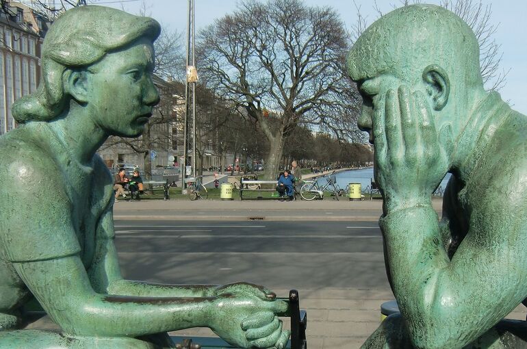 sculpture-430648_1920