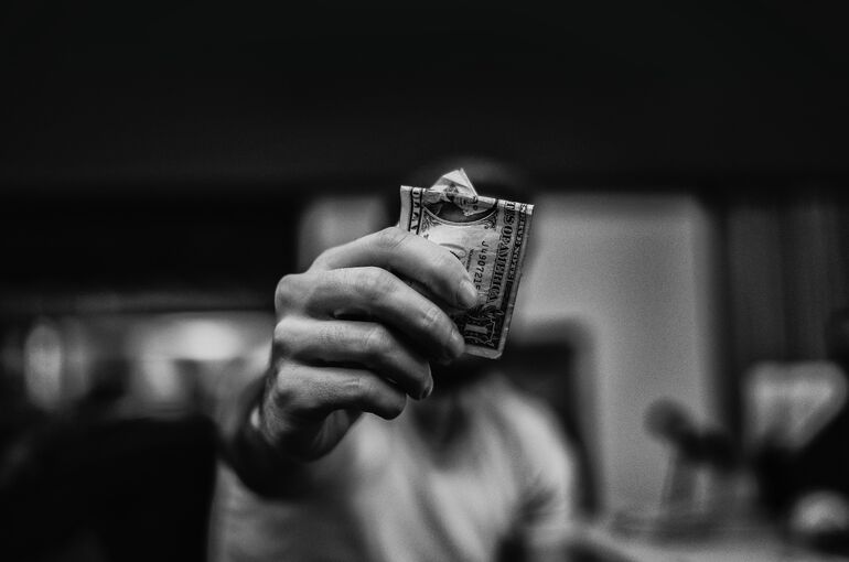 lucas-favre-MNXaW_ABlZY-unsplash
